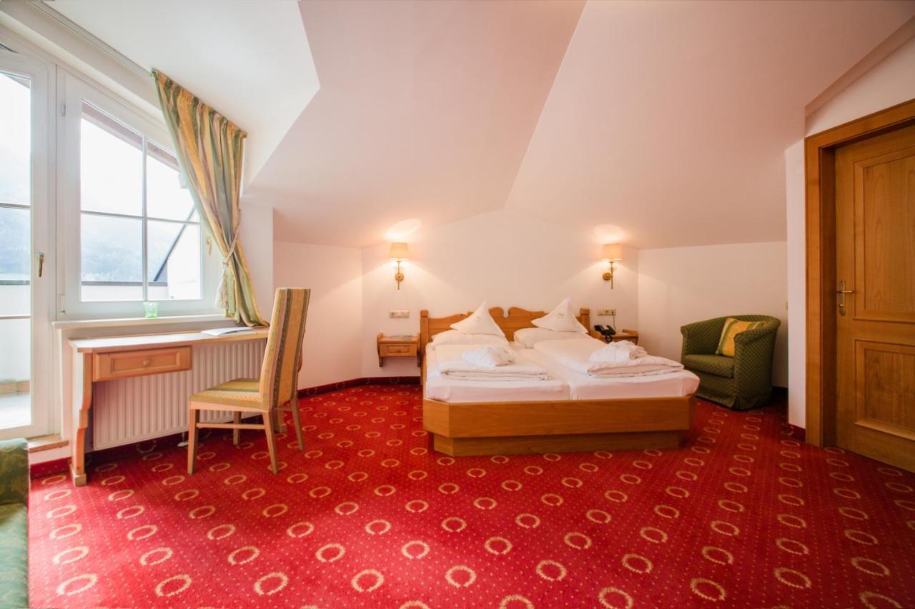 Hotel Alpenschloessl ザンクト・ヨーハン・イム・ポンガウ エクステリア 写真